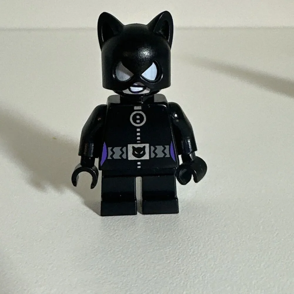 LEGO Superhero Lot of 9 Minifigures Marvel & DC Venom Batman Robin Superman